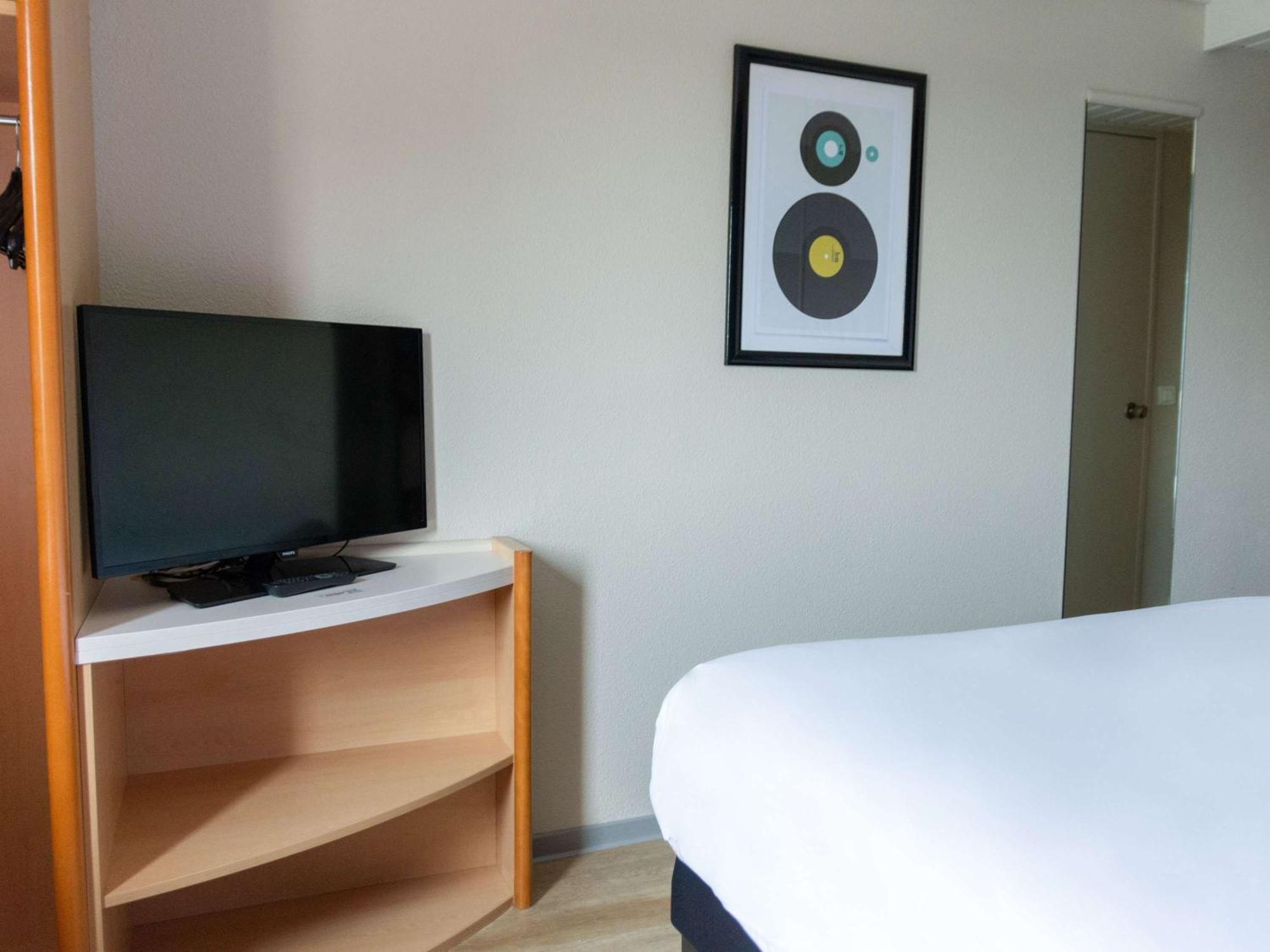 Hotel Ibis Narbonne Ngoại thất bức ảnh